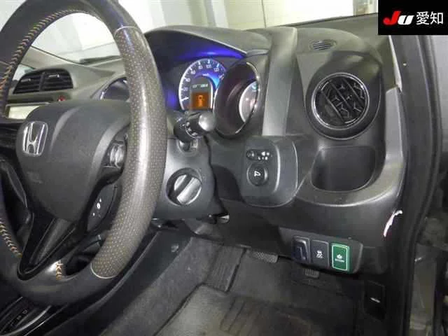 Honda Fit Shuttle GP2 2012